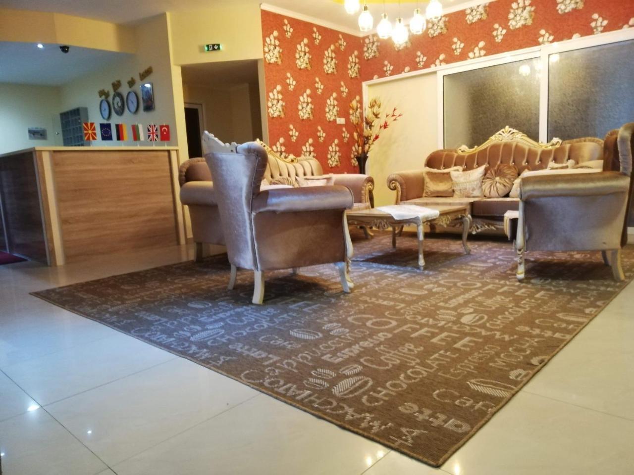 Hotel Panorama City Delcevo エクステリア 写真