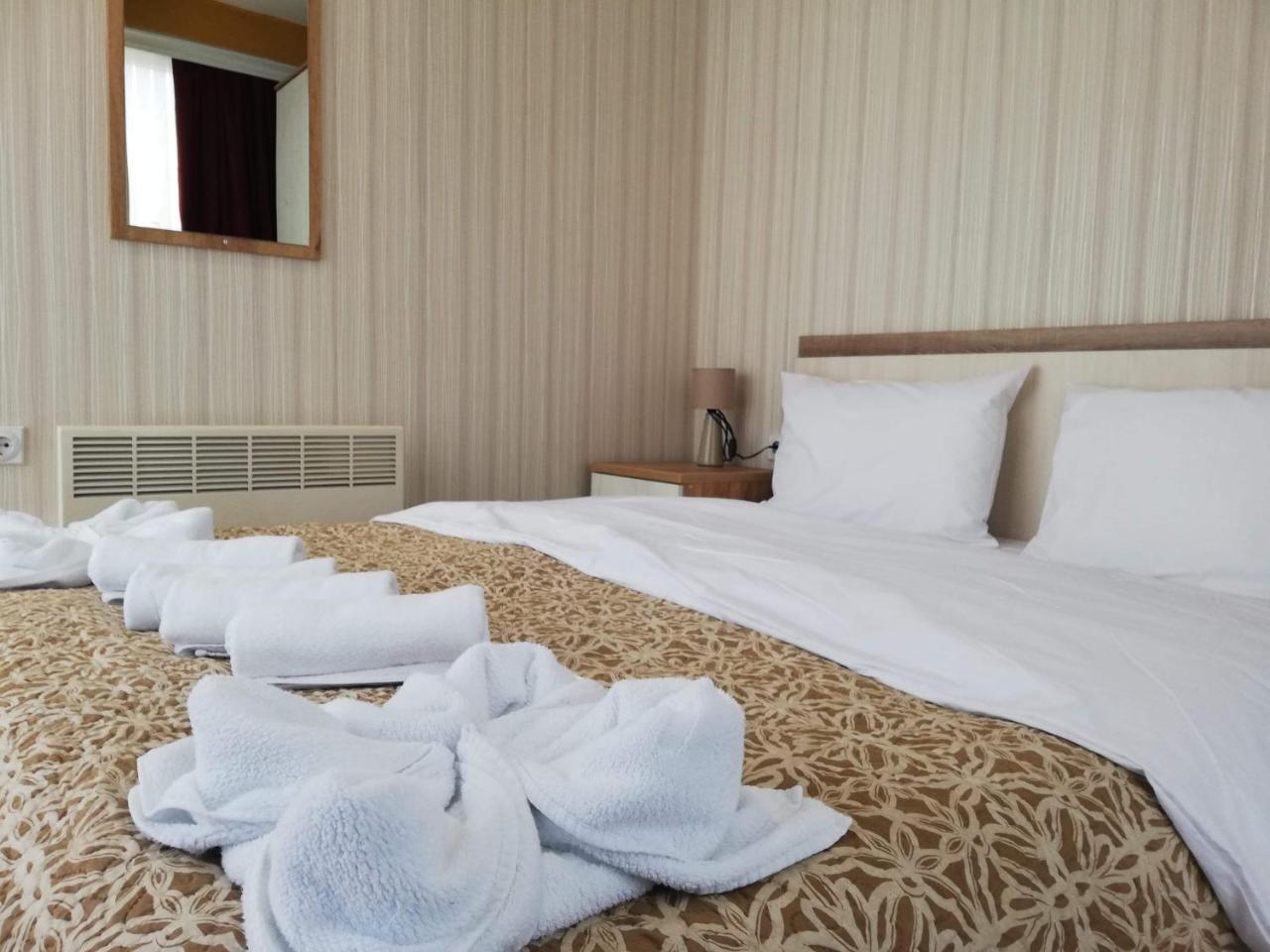 Hotel Panorama City Delcevo エクステリア 写真